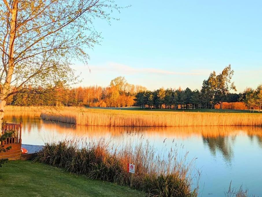 Lakeside View Wisbech Exterior photo