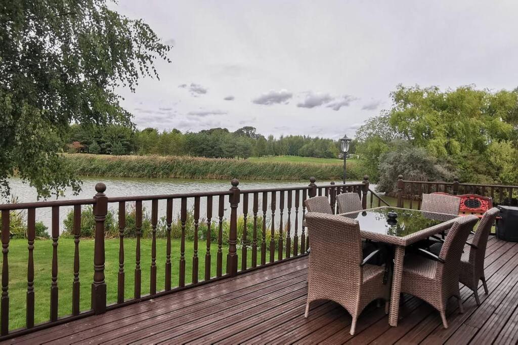 Lakeside View Wisbech Exterior photo